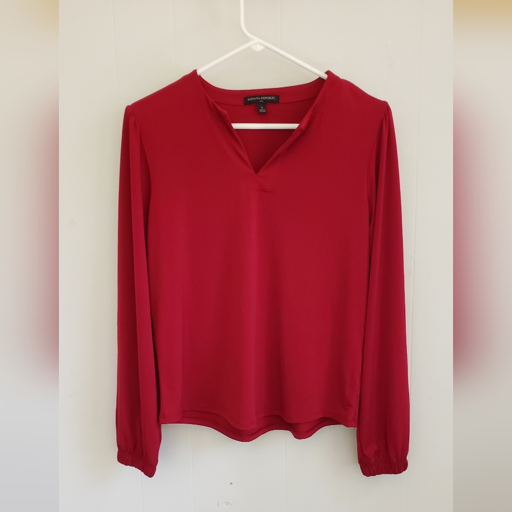 Red Banana Republic womens long sleeve blouse